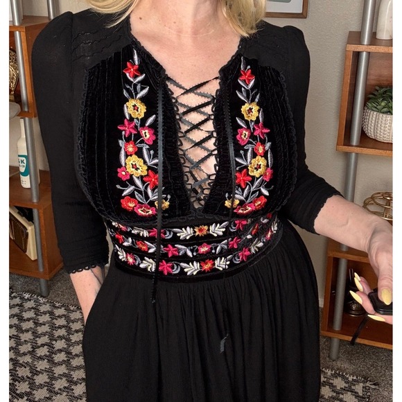 Free People Black Velvet Embroidered Lace Up Boho Midi Dress Floral Folk Slit - Picture 4 of 7